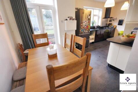 Extended Dining Kitchen
