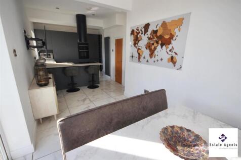 Open Plan Dining Kitchen