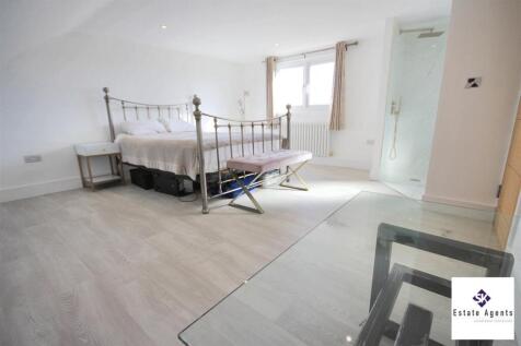 Attic Bedroom and En-Suite