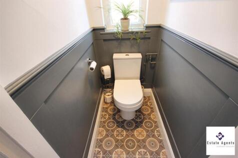 Separate WC