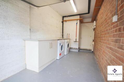 Garage / Utility