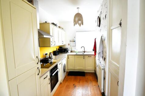 3 New Cottages (7).JPG