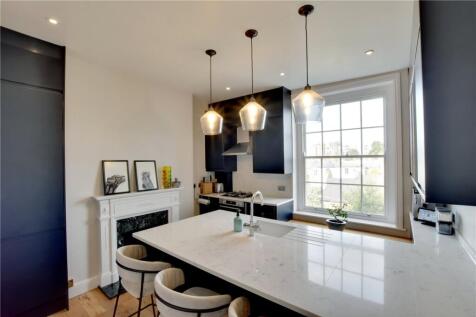 Kitchen/Breakfast Rm
