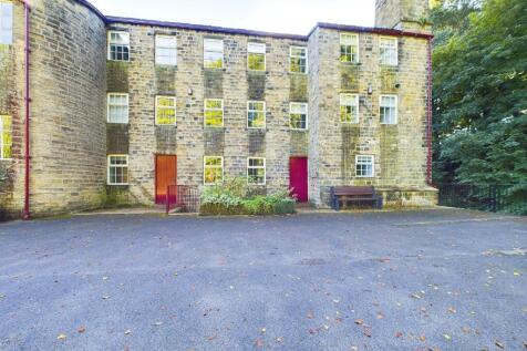 CAM01268G0-PR0211-STILL017.jpg
