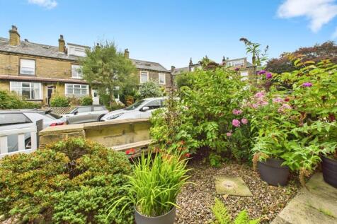 Pretty Front Garden