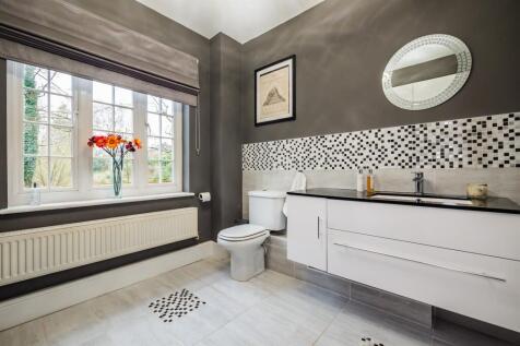 Cloakroom/WC