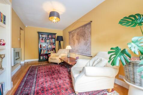 Sitting Room/Snug