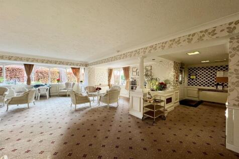Communal Lounge