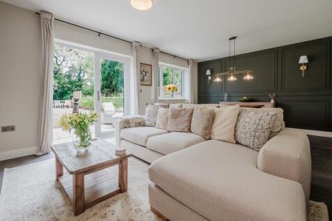Living Dining Room