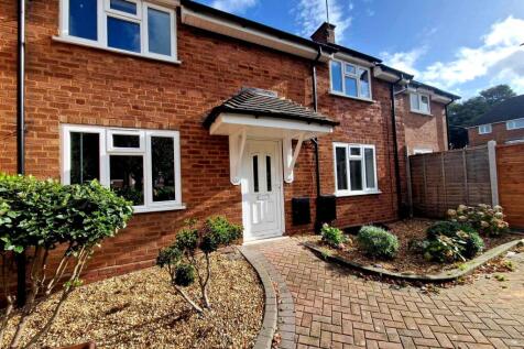 Attlee Crescent, Rugeley- 2 bedroom 1st floor apa