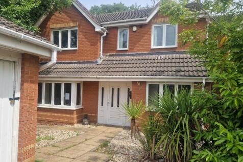 96 Lower Birches Way Rugeley WS15 1GB