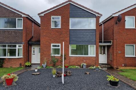 Joseph Dix Drive 2 Bedroom link Detached House fo