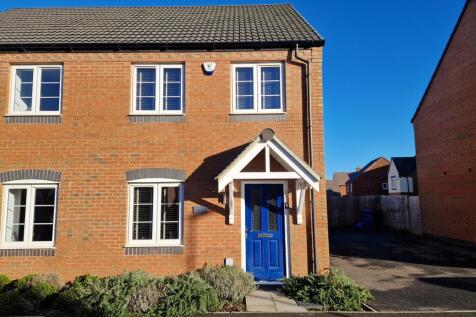 Robinson Way - A three Bedroom Semi detached Hous