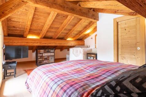 Master suite