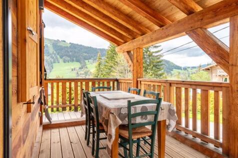 Outside dining