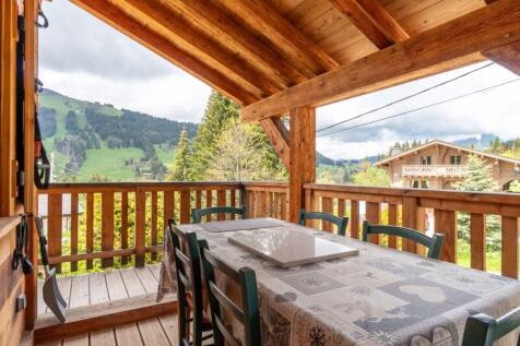 Balcony off kitchen