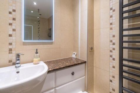 Downstairs shower