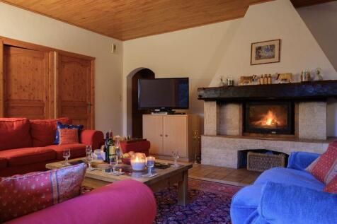 Fireplace in living