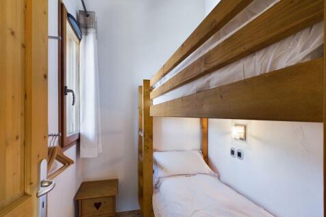 Bunk room