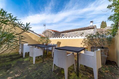 Roof terrace