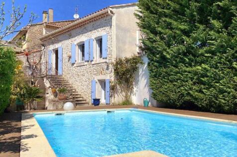 House &amp; Pool