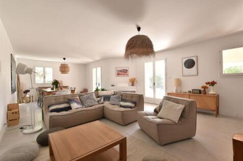 Sitting area