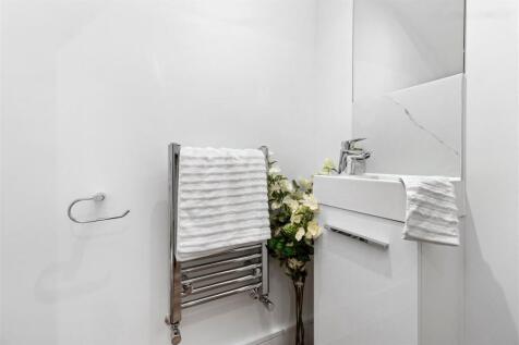 Cloakroom/WC