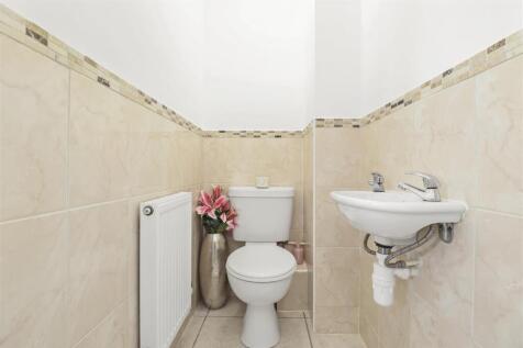 Cloakroom/WC