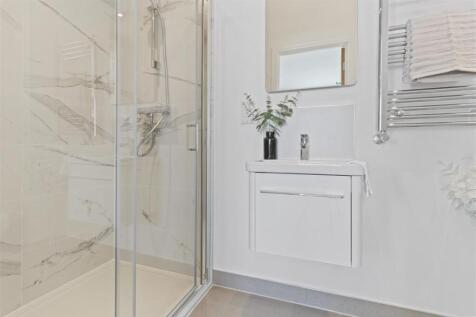 Master Ensuite