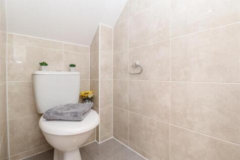 Cloakroom/WC