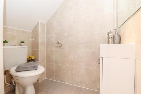 Cloakroom/WC