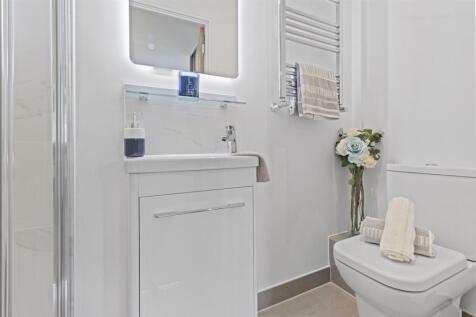 Master Ensuite