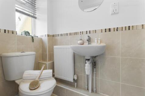 Cloakroom/WC