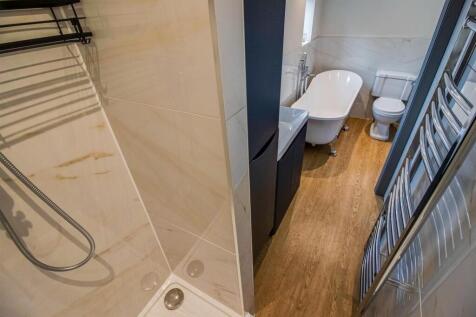 BATHROOM/W.C.