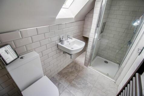 SHOWER ROOM/W.C.
