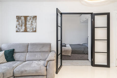 NDB07427-Edit