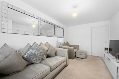 50 Whinfell Road-10.jpg