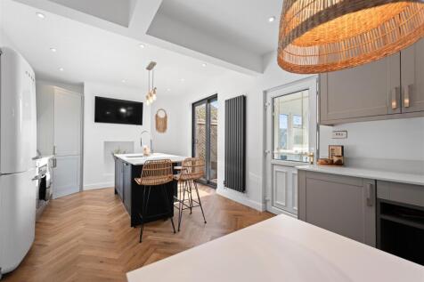42 Ringwood Road-16.jpg