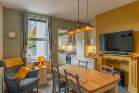 Dining Room 4.jpg