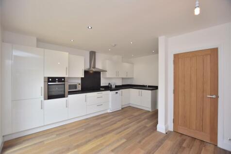 Kitchen / Dining Roo