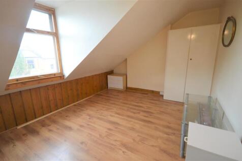BEDROOM 4.JPG