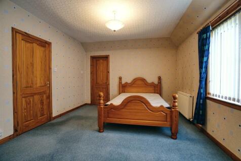 BEDROOM 2.jpg