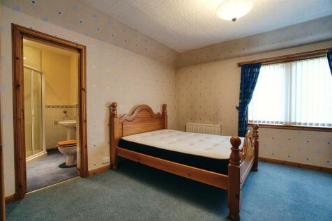 BEDROOM 2.2.jpg