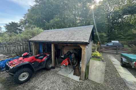 STORAGE SHED.JPG