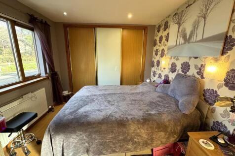 BEDROOM 4.JPG
