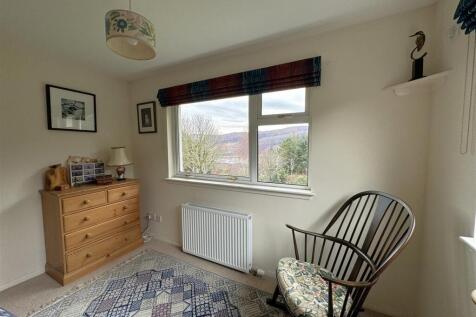 BEDROOM 1.3.JPG