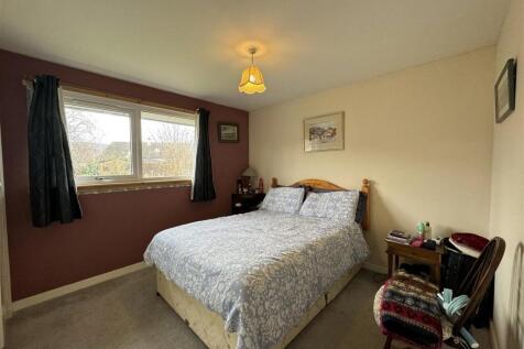BEDROOM 3.JPG