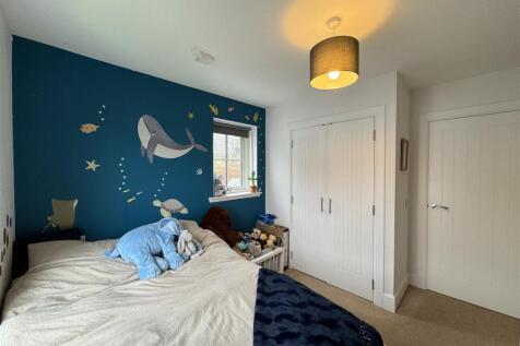 BEDROOM 3.2.JPG