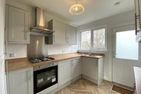 KITCHEN 1.JPG