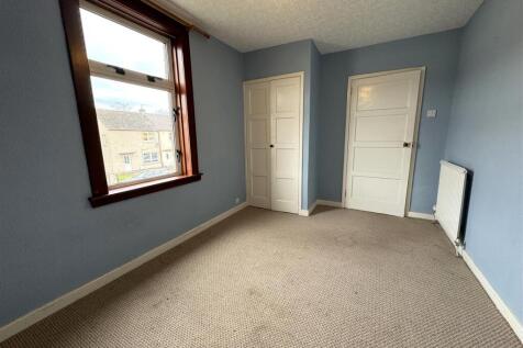 BEDROOM 1.JPG